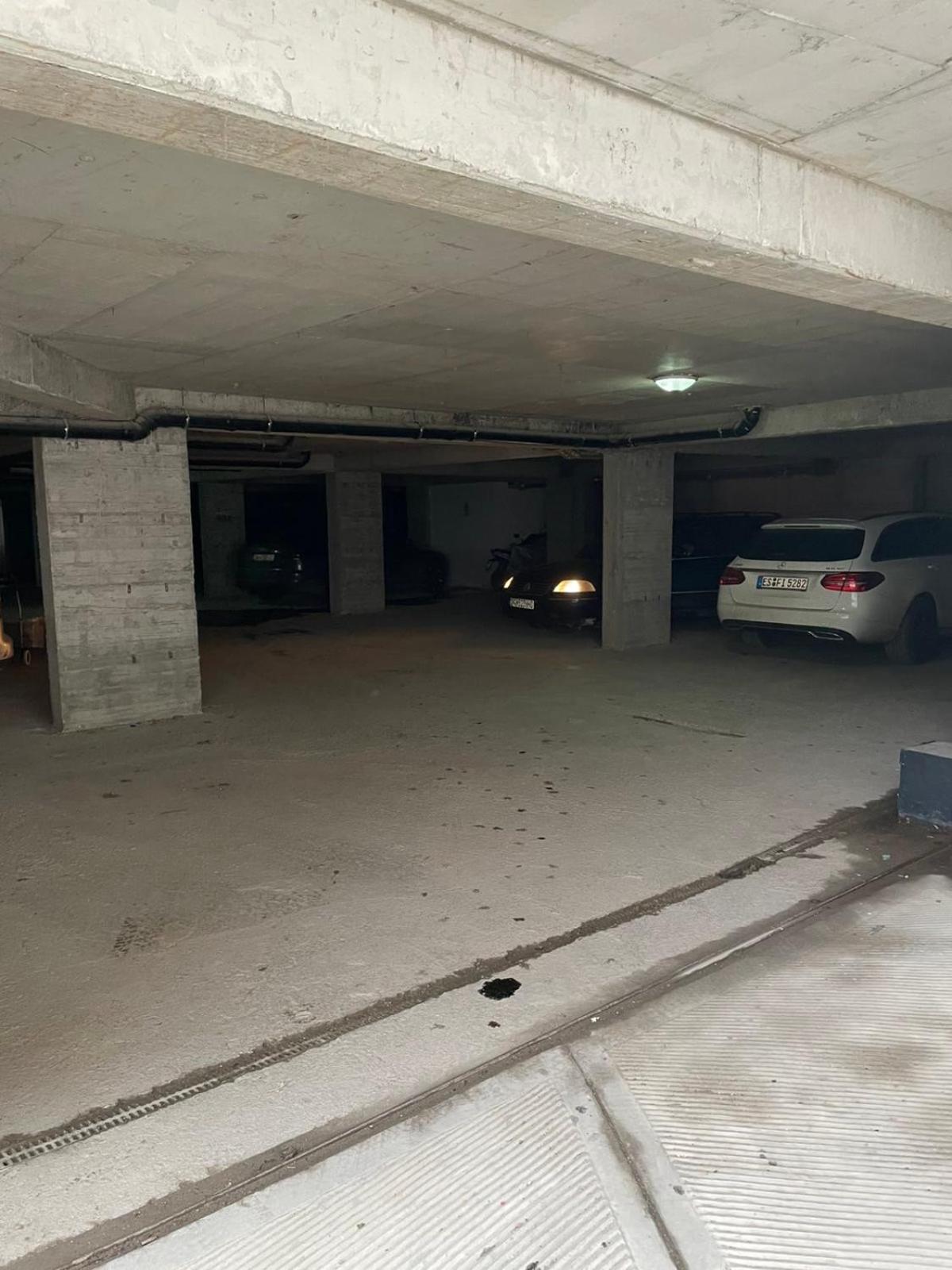 Apartment Prizreni-Free Private Parking المظهر الخارجي الصورة