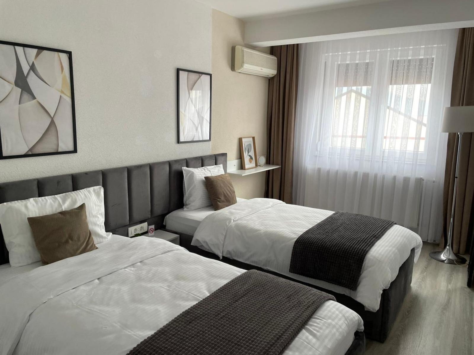 Apartment Prizreni-Free Private Parking المظهر الخارجي الصورة
