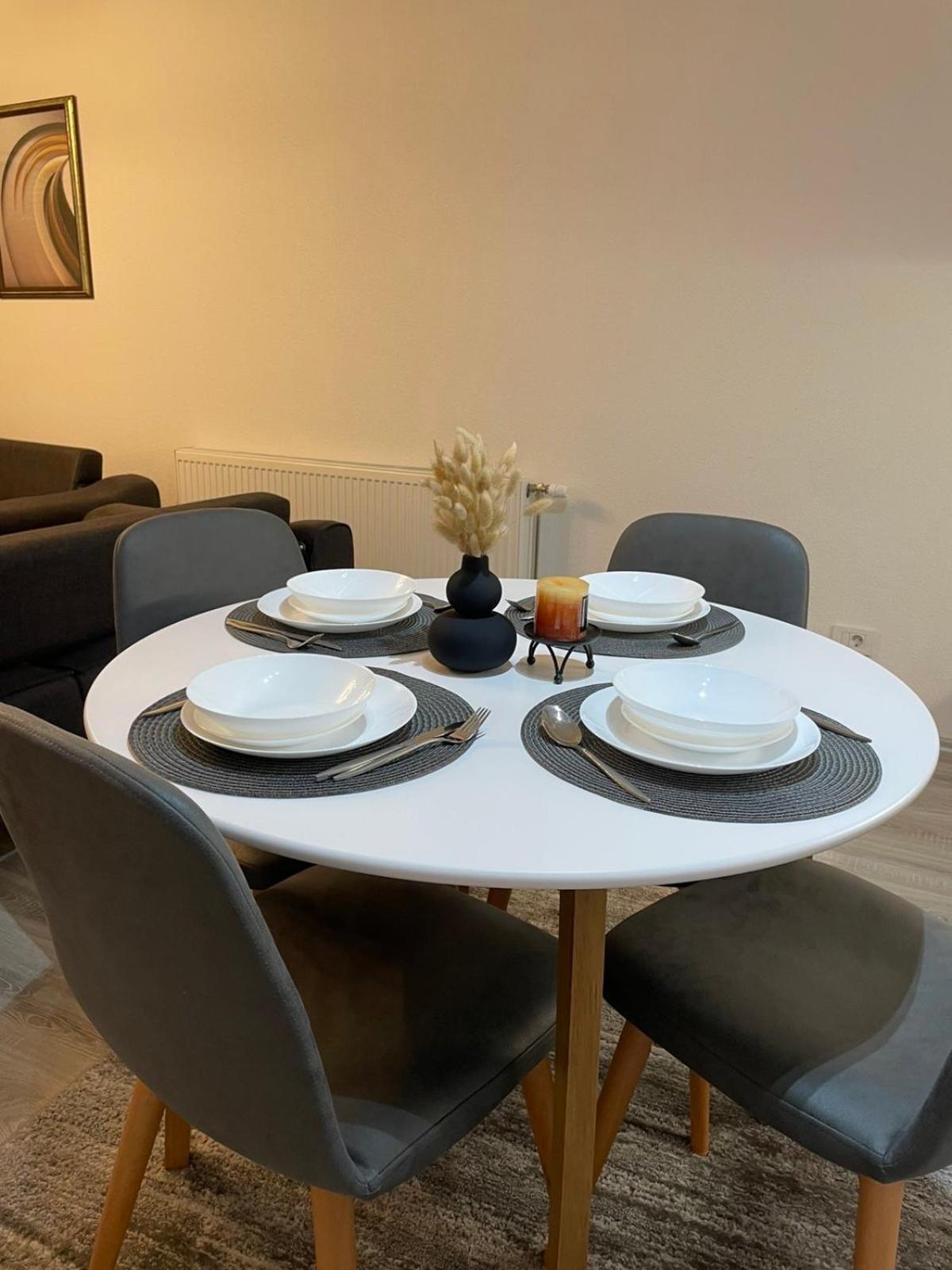 Apartment Prizreni-Free Private Parking المظهر الخارجي الصورة