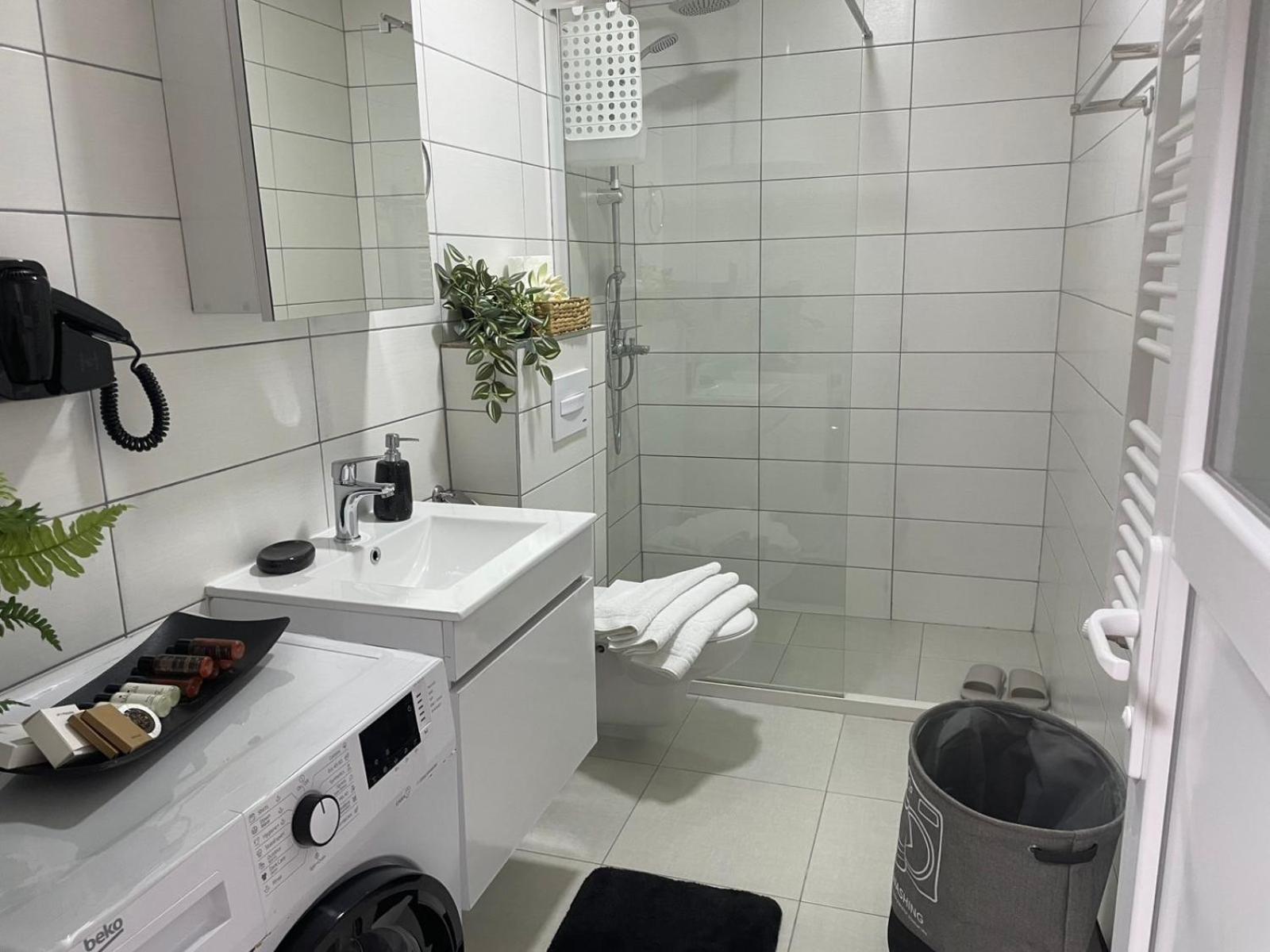 Apartment Prizreni-Free Private Parking المظهر الخارجي الصورة