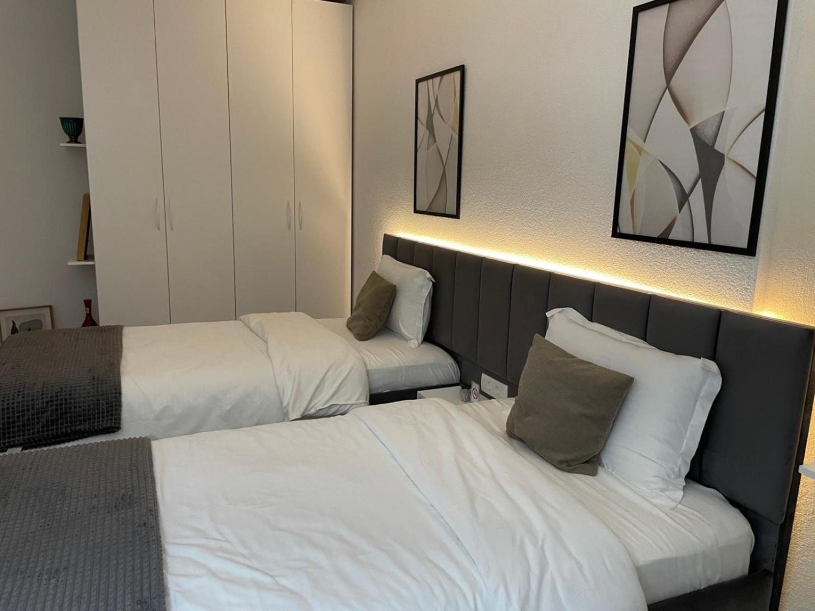 Apartment Prizreni-Free Private Parking المظهر الخارجي الصورة